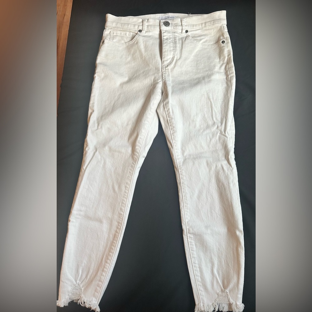 Women’s LOFT White Frayed Hem Jeans Skinny Crop Size 6 Petite